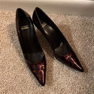 Stuart Weitzman Tortoiseshell Patent Pointed-Toe Pumps in Brown and Black